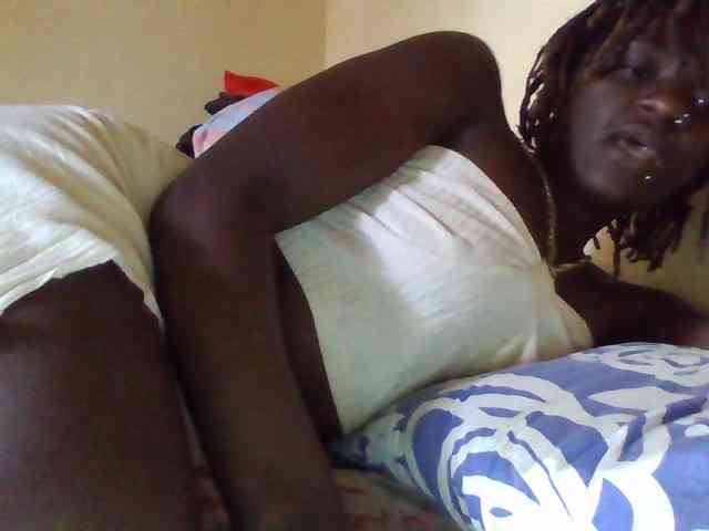 Mamaapussy001