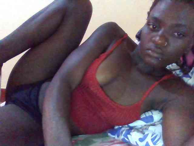 Mamaapussy001