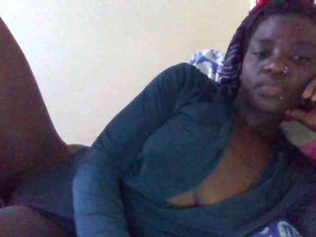 Mamaapussy001 webcam