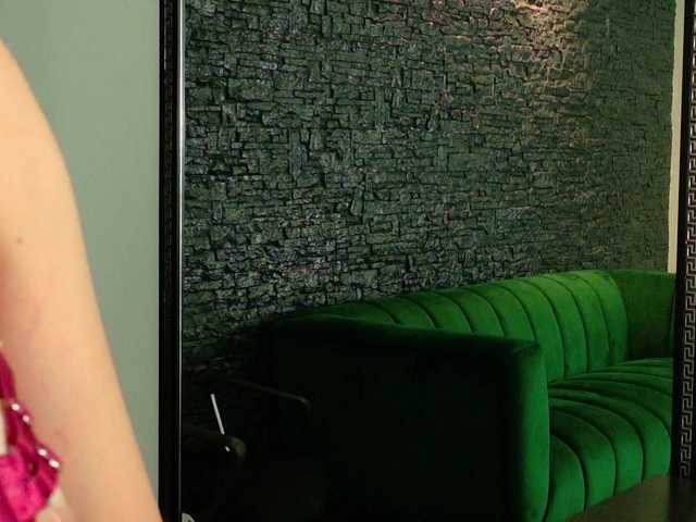 EvvaMonroe live cam on BongaCams