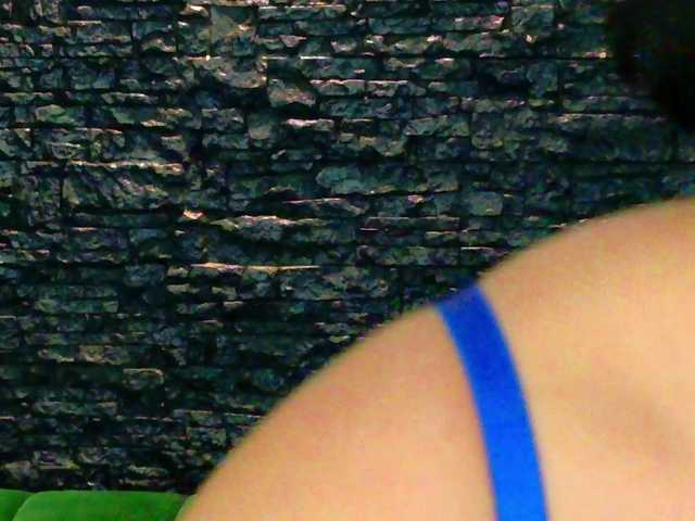 EvvaMonroe live cam on BongaCams