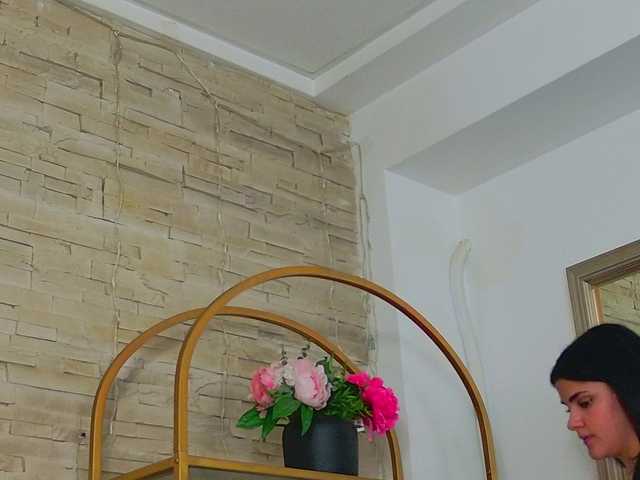 EvvaMonroe live cam on BongaCams