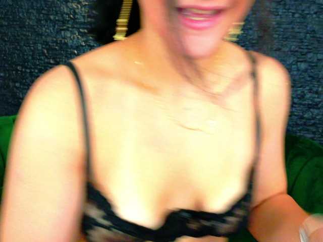 EvvaMonroe