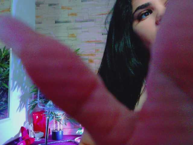 EvvaMonroe live cam on BongaCams