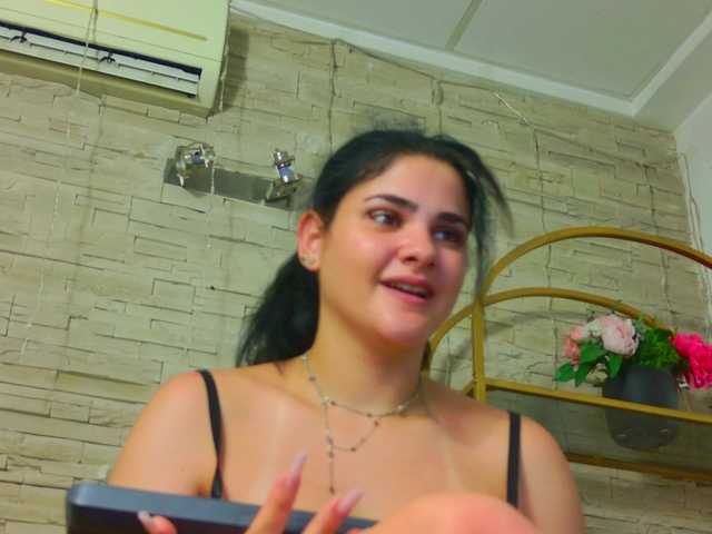 EvvaMonroe live cam on BongaCams