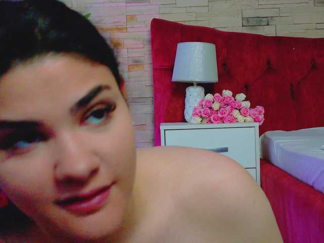 EvvaMonroe live cam on BongaCams