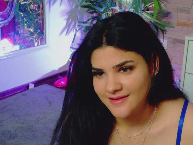EvvaMonroe live cam on BongaCams