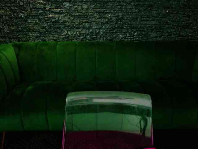 EvvaMonroe webcam