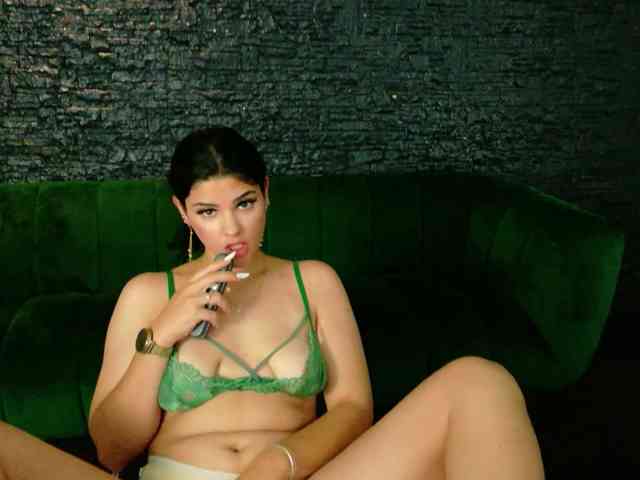 EvvaMonroe webcam