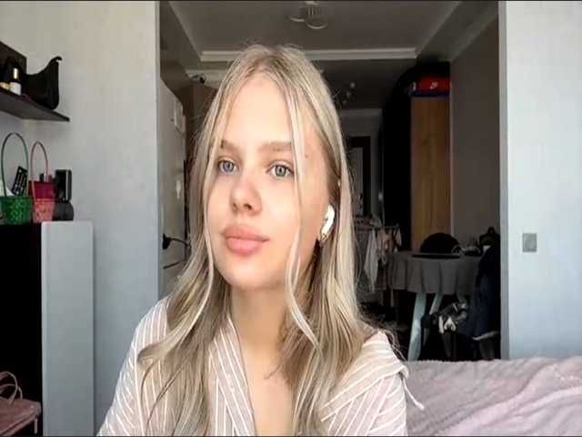 JoyeKaltz live webcam show