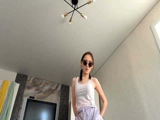JoyeKaltz live cam on BongaCams