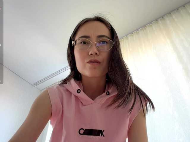 JoyeKaltz live cam on BongaCams