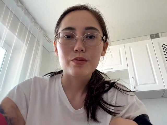 JoyeKaltz live cam on BongaCams