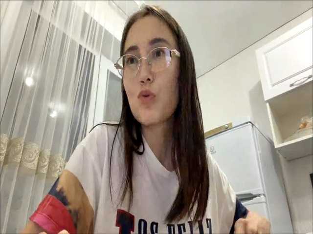 JoyeKaltz live cam on BongaCams