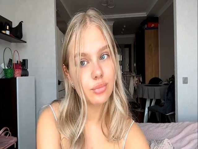 JoyeKaltz live webcam show
