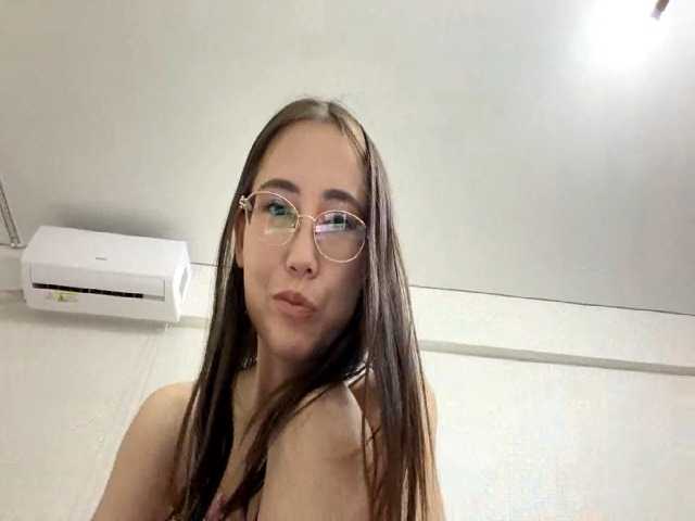 JoyeKaltz live cam on BongaCams