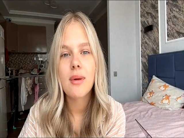 JoyeKaltz live cam on BongaCams