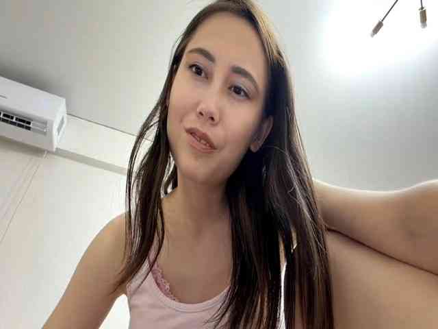 Just_Luna webcam