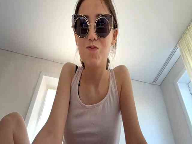 Just_Luna webcam