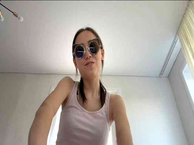 Just_Luna webcam