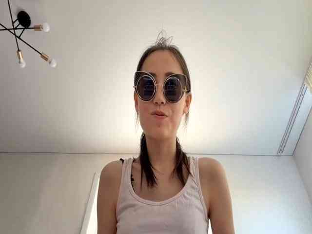 Just_Luna webcam