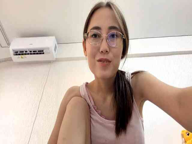 Just_Luna webcam