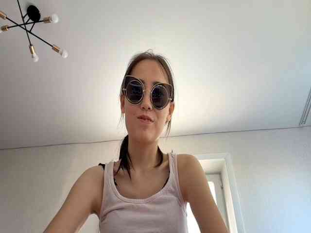 Just_Luna webcam
