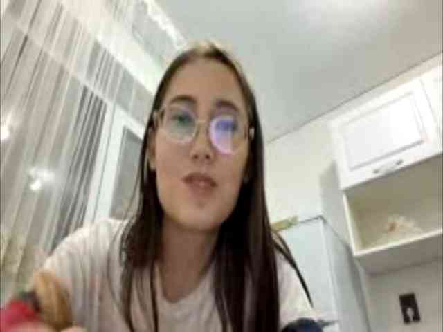 Just_Luna webcam