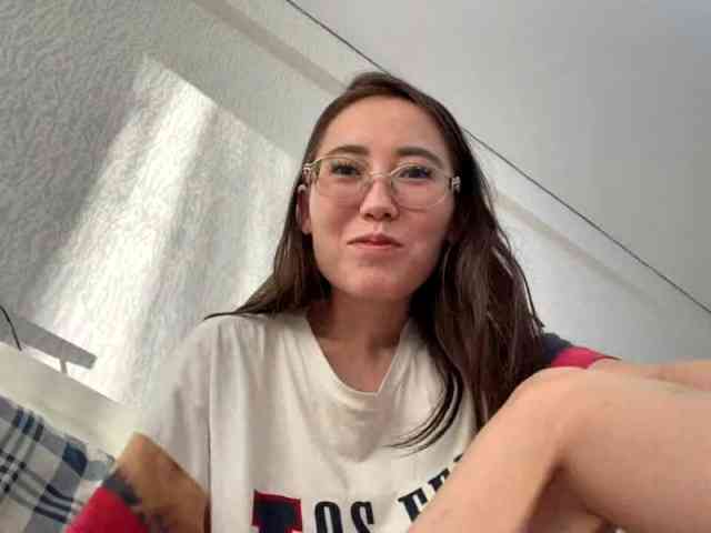 Just_Luna webcam