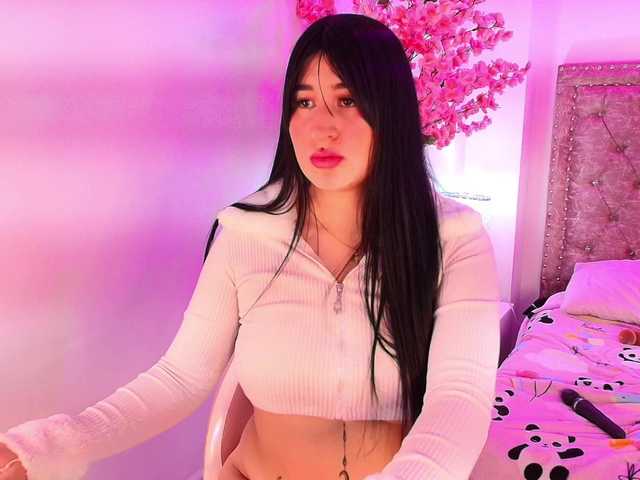 MiiaOwenns live cam on BongaCams