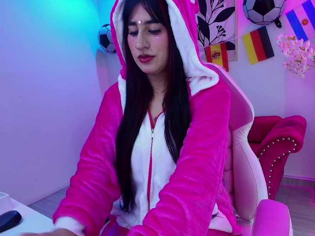 MiiaOwenns live cam on BongaCams