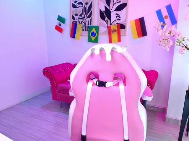 MiiaOwenns live cam on BongaCams