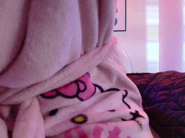 MiiaOwenns live cam on BongaCams