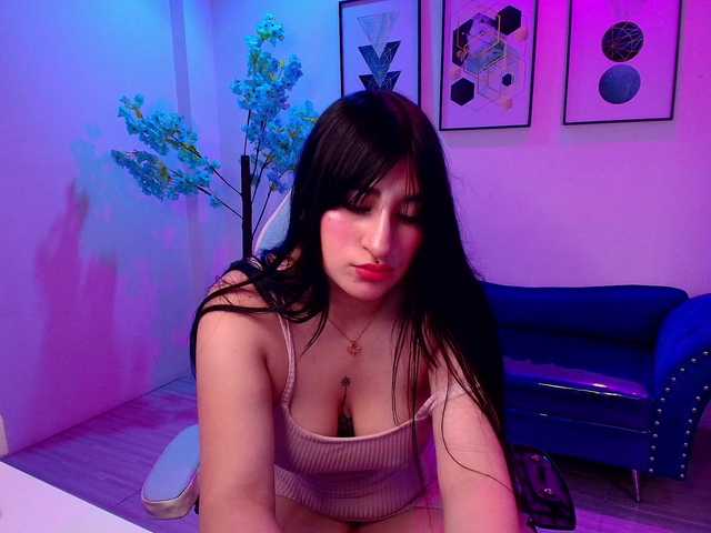 MiiaOwenns live cam on BongaCams