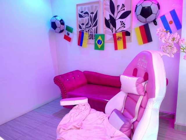 MiiaOwenns live cam on BongaCams