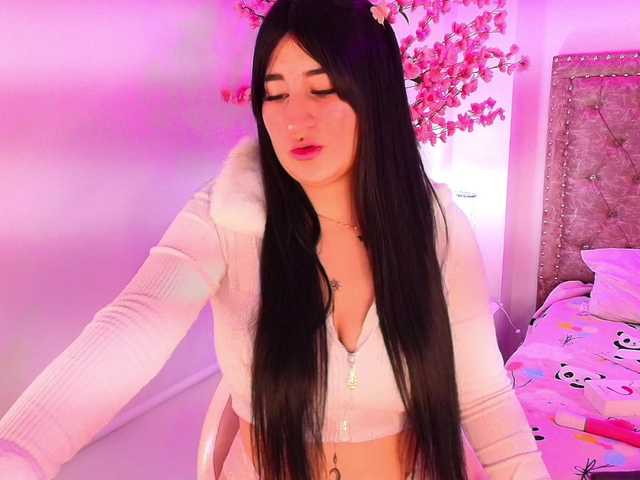 MiiaOwenns live cam on BongaCams