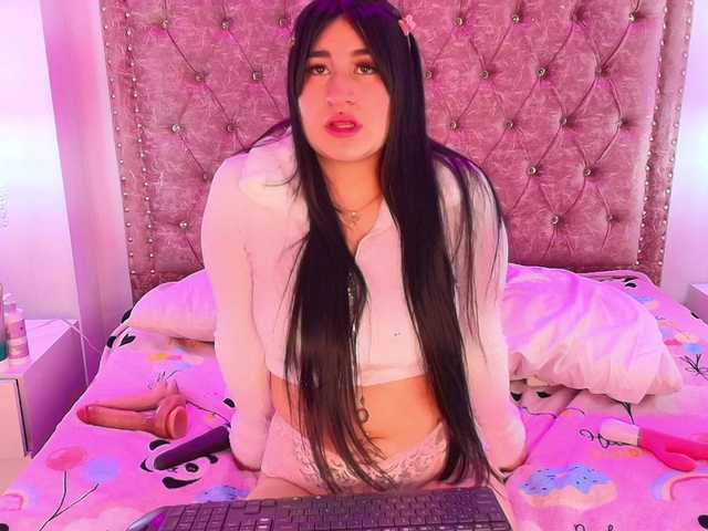 MiiaOwenns live cam on BongaCams