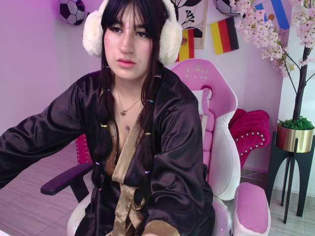 MiiaOwenns live cam on BongaCams