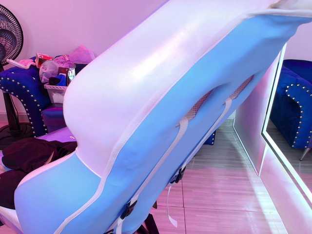 MiiaOwenns live cam on BongaCams