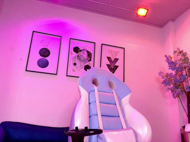 MiiaOwenns live cam on BongaCams