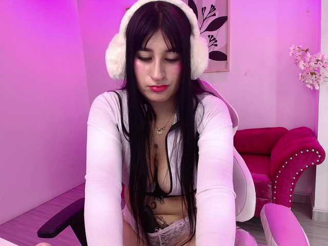 MiiaOwenns live cam on BongaCams