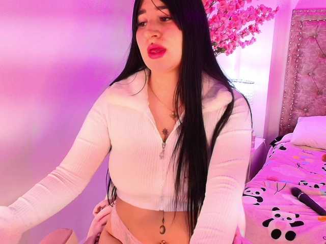 MiiaOwenns live cam on BongaCams