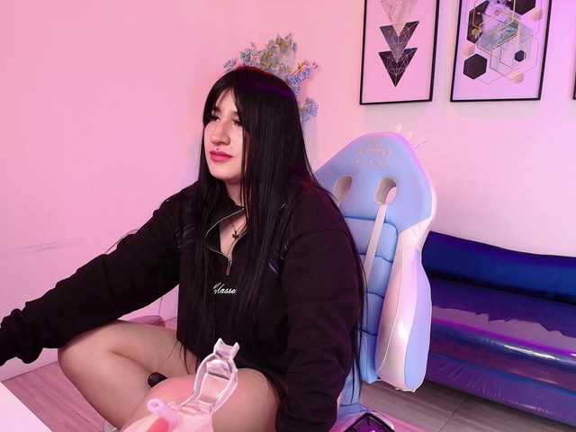 MiiaOwenns live cam on BongaCams