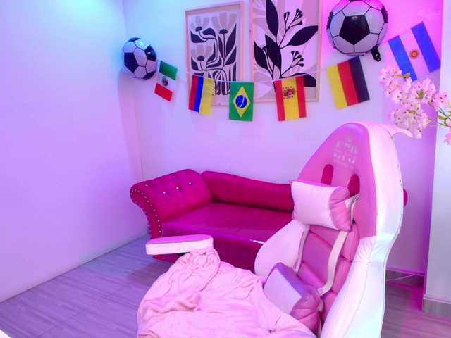 MiiaOwenns live cam on BongaCams