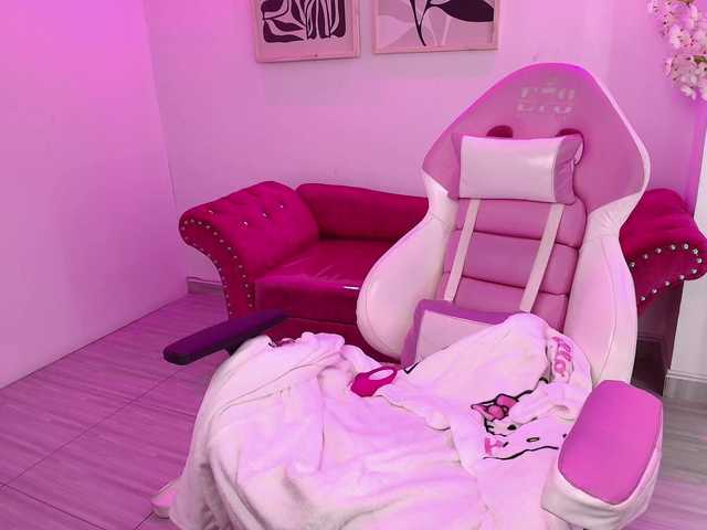 MiiaOwenns live cam on BongaCams