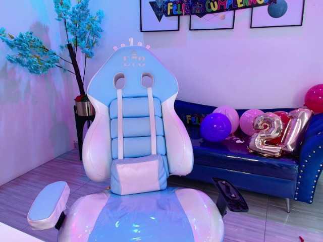 MiiaOwenns live cam on BongaCams