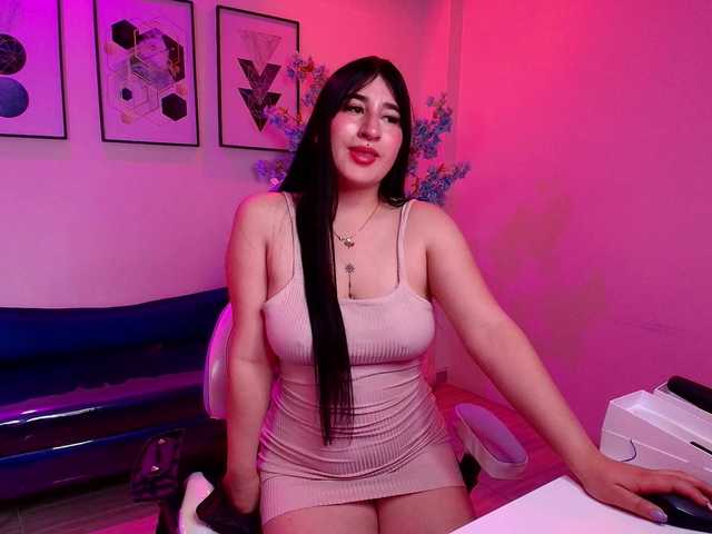 MiiaOwenns live cam on BongaCams