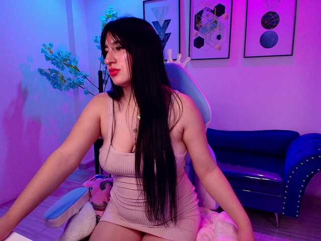 MiiaOwenns live cam on BongaCams