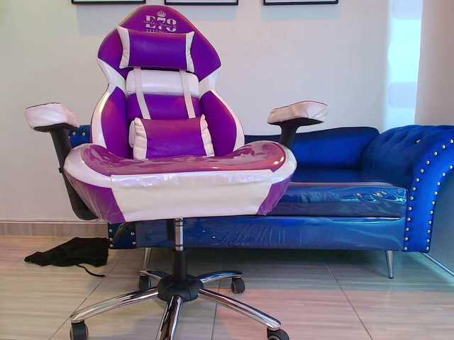 MiiaOwenns live cam on BongaCams