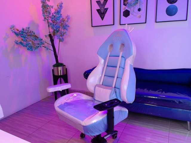 MiiaOwenns live cam on BongaCams